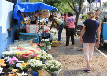 Prefeitura abre cadastro para ambulantes no Cemitério da Saudade para o Dia de Finados